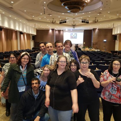 דיירי כפר עידוד בערב חשיפה באחוזת פולג